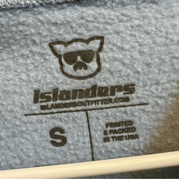 Islanders Baby Blue Crewneck - Picture 3 of 3
